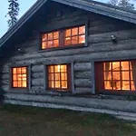 Karhuntaehti Villa *
