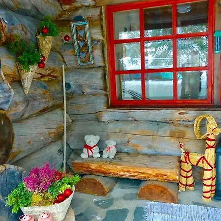 Karhuntaehti Villa *