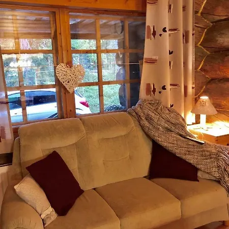 Karhuntaehti Villa Luosto