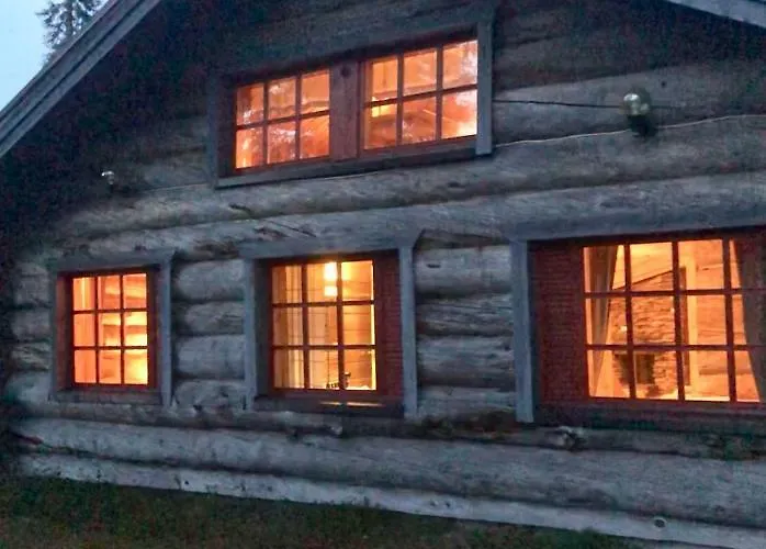 Karhuntaehti Villa *